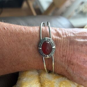 Bangle Carnelian Cabachon Silver Tone Open Cuff Bangle
Vintage